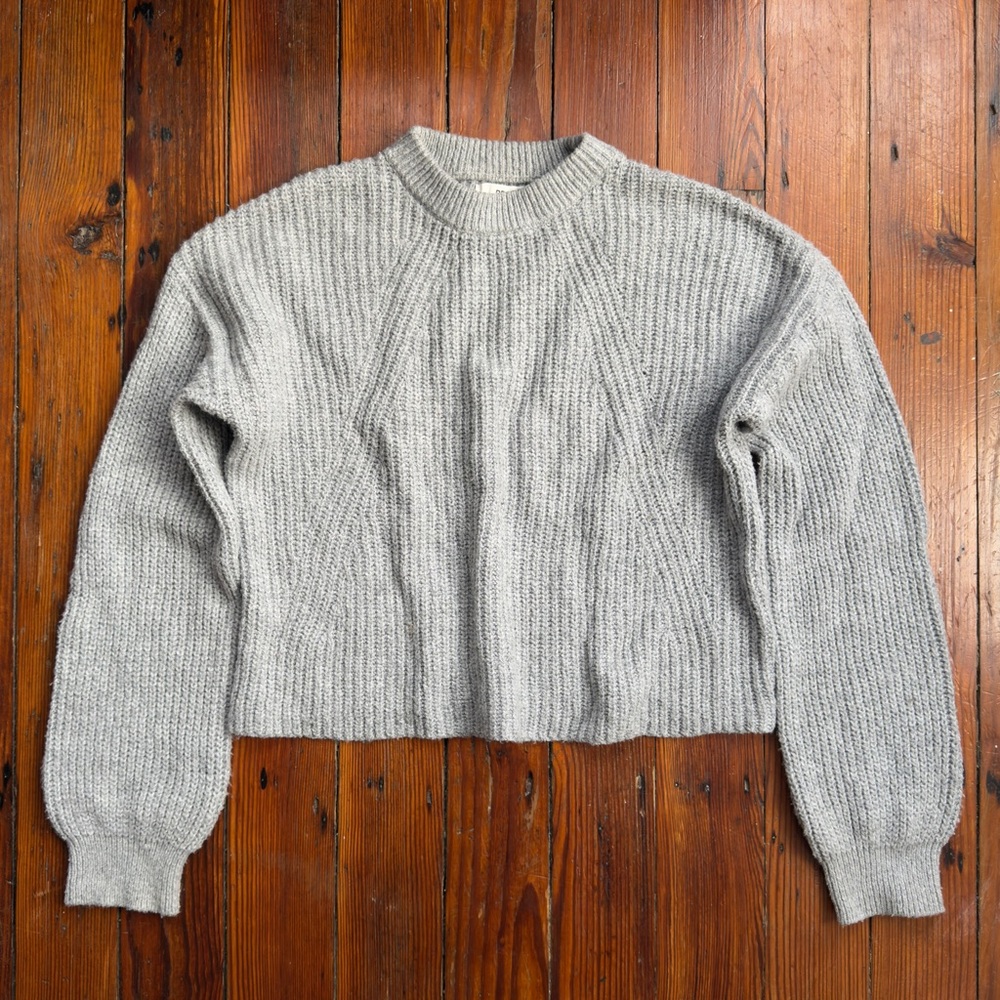 BP simple crew neck solid gray long sleeve pullover sweater